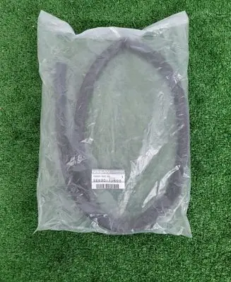 Nissan Note (E11) Rubber seal loading door window/glass 