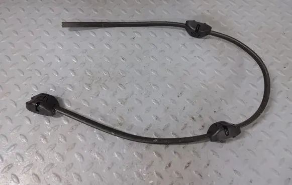 Windshield washer spray nozzle