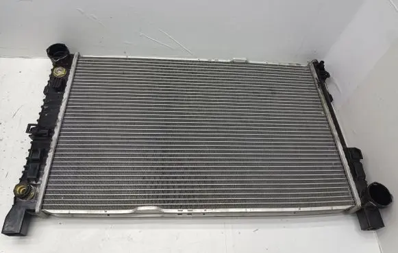 Mercedes-Benz C AMG W203 Coolant radiator