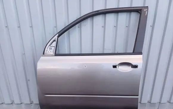 Nissan X-Trail T31 Front door
