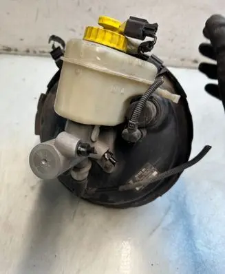 Porsche Cayenne (9PA) Brake booster 7L5612101