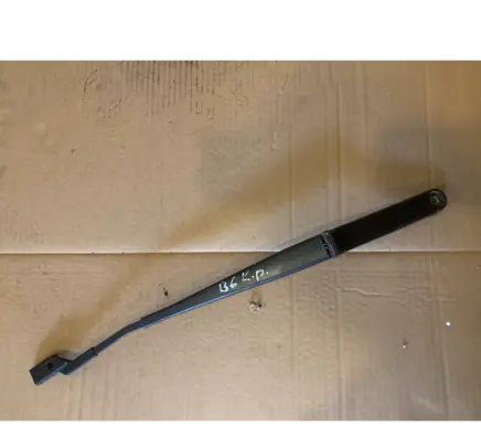 Volkswagen PASSAT B6 Front wiper blade arm 3C1955409C