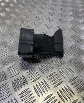 Mercedes-Benz CLS C218 X218 Other engine bay part A6420961145 1135
