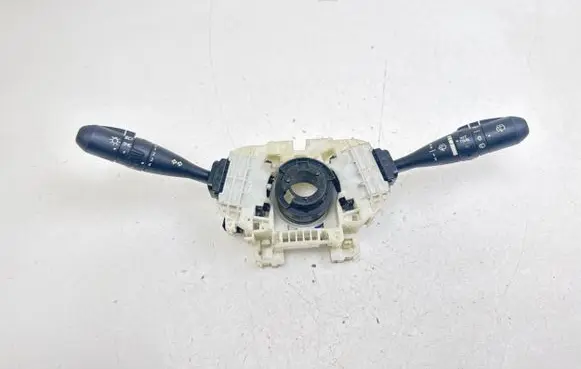 Mitsubishi Colt Wiper turn signal indicator stalk/switch MR986420 17E03