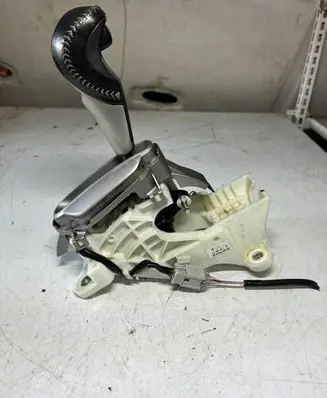 Honda Insight Gear shift rod TM8L722