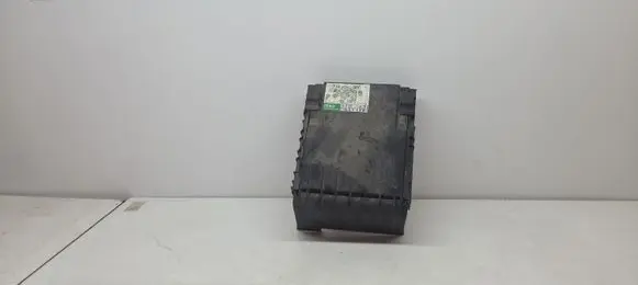 Volkswagen Golf VI Fuse box cover 1K0937132F