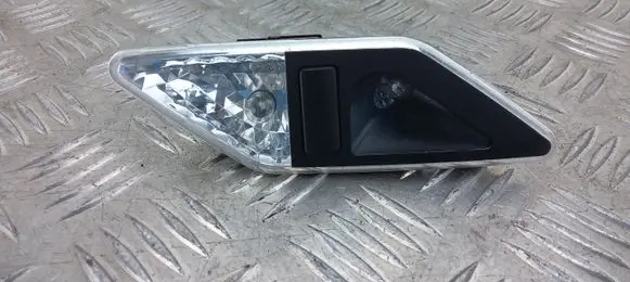 BMW 7 E38 Rear seat light 8375585