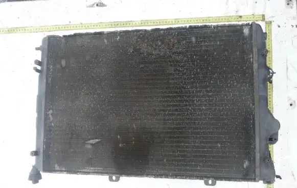 Renault Scenic I Coolant radiator 7700429769A A415I580P34
