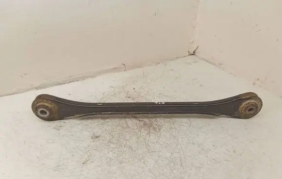Volkswagen Touareg II Rear control arm 7P0501531 7P0501529