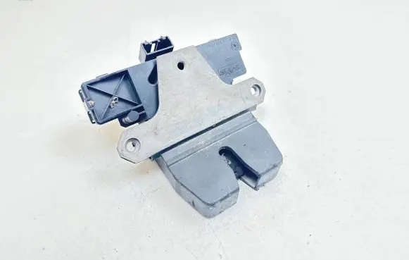 Ford Focus Tailgate/trunk/boot lock/catch/latch 01041111905