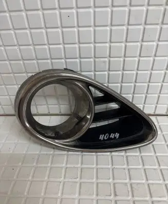 Infiniti FX Front fog light trim/grill 622573EV0A