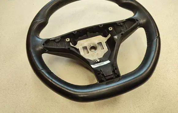 Tesla Model S Steering wheel 100527900D 0224B0154