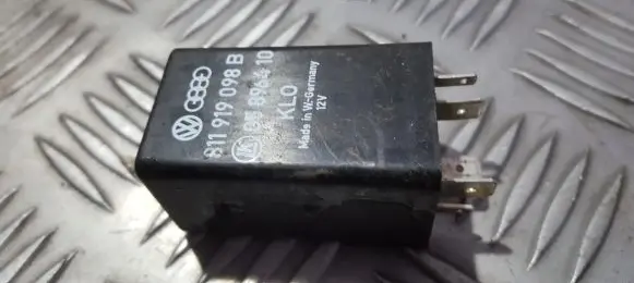 Volkswagen Jetta II Other relay 811919098 05896410
