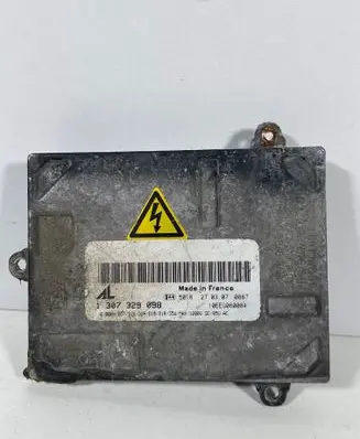 Volvo C30 Headlight ballast module Xenon 1307329098 10EEG060084