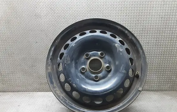 Audi A4 S4 B5 8D R15 steel rim 8D0601027