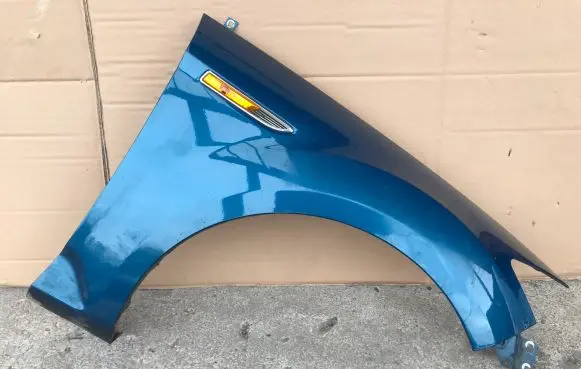 Ford Mondeo MK IV Fender