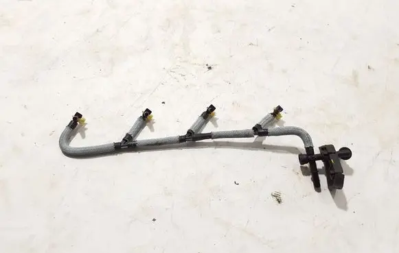 Renault Trafic III (X82) Fuel return line/hose 130C27237R