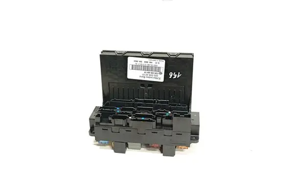 Mercedes-Benz C W203 Fuse module 2035454201 5DK00848554