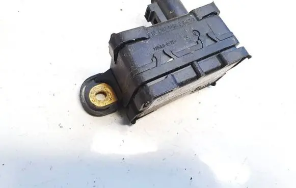Volkswagen Golf V ESP acceleration yaw rate sensor 1k0907655d 10.1701-0364.3