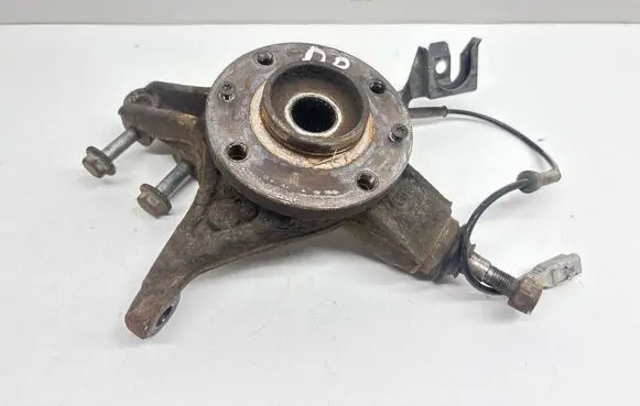 Peugeot 3008 I Front wheel hub spindle knuckle 