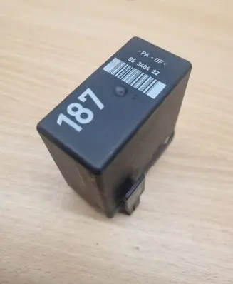 Volkswagen Polo III 6N 6N2 6NF Other relay 028906125B 05340422