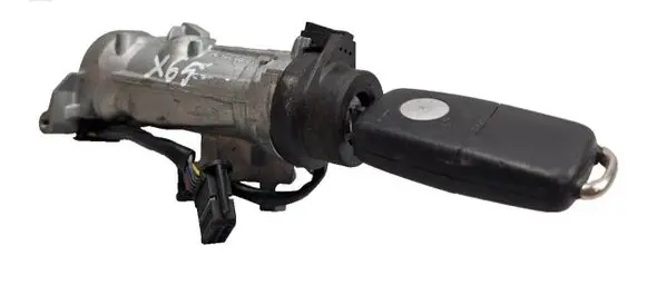 Volkswagen Golf III Ignition lock 1K0905851B