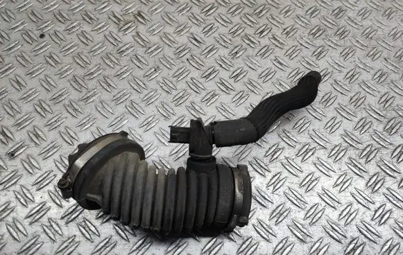 Opel Astra J Air intake duct part 13259221