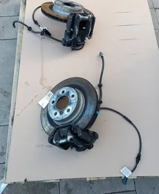 BMW 2 Active Tourer U06 Rear brake caliper