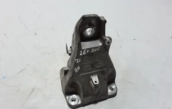 Land Rover Range Rover L405 Engine mounting bracket KPLA6037AC