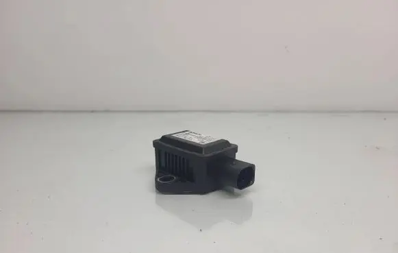 Volkswagen PASSAT B5.5 ESP acceleration yaw rate sensor 8E0907637A 0011032 0265005245