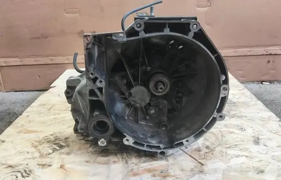 Ford Fiesta Manual 5 speed gearbox CA6R7002PBB