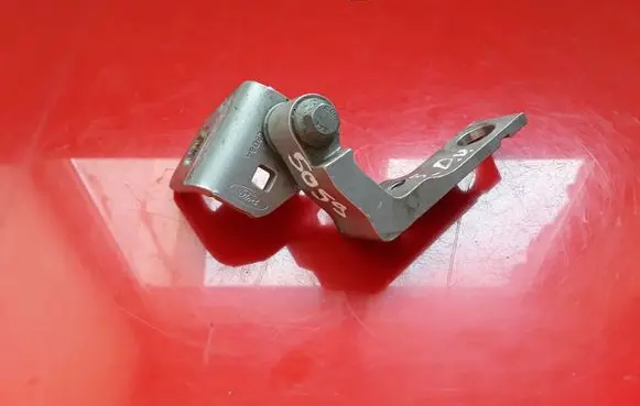 Ford Focus Rear door upper hinge C808A