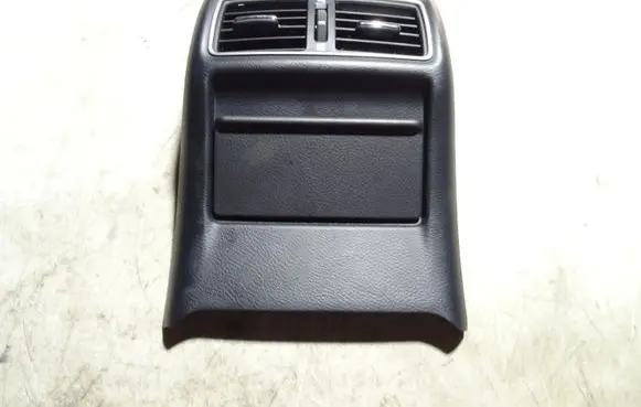 Infiniti Q50 Rear air vent grill 687944CL1B 687944CL1A