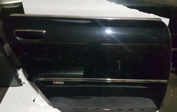Audi A8 S8 D3 4E Rear door