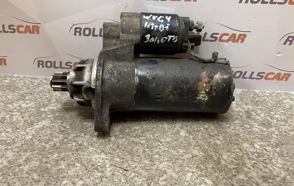 Volkswagen Golf IV Starter motor 0001125018