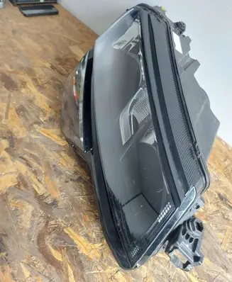 Skoda Karoq Headlight/headlamp 57B941016A 0020503804