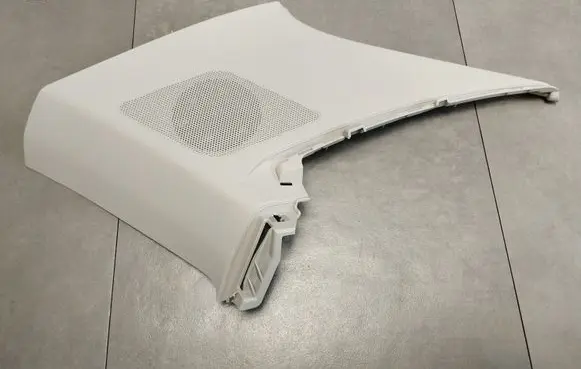 (D)pillar trim (top)