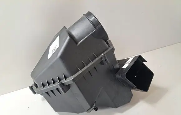 BMW X7 G07 Air filter box 5A1F9B6