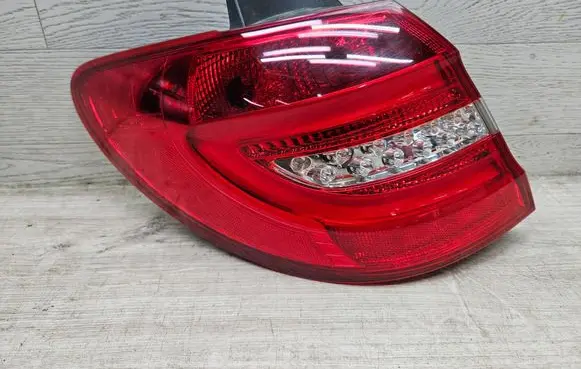 Mercedes-Benz B W246 W242 Rear/tail lights A2468200564
