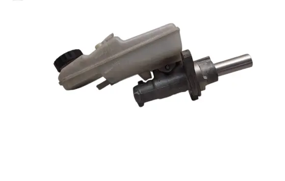 Master brake cylinder