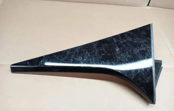 Tailgate/trunk spoiler
