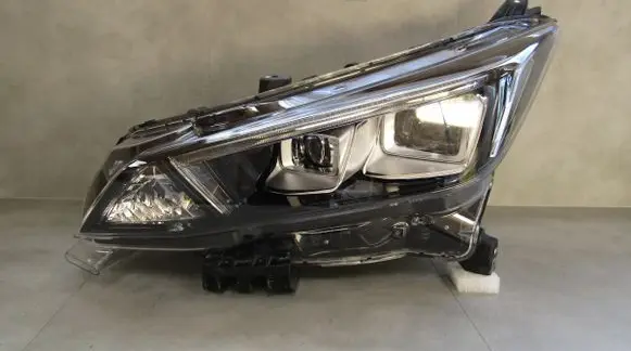 Nissan Leaf II (ZE1) Headlight/headlamp 260605SH5A A1S0620000 17H020370