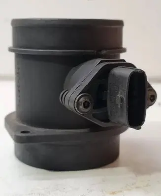 Volvo V70 Mass air flow meter 8670112 0280218108