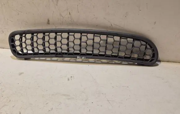 Mini One - Cooper R50 - 53 Wiper trim