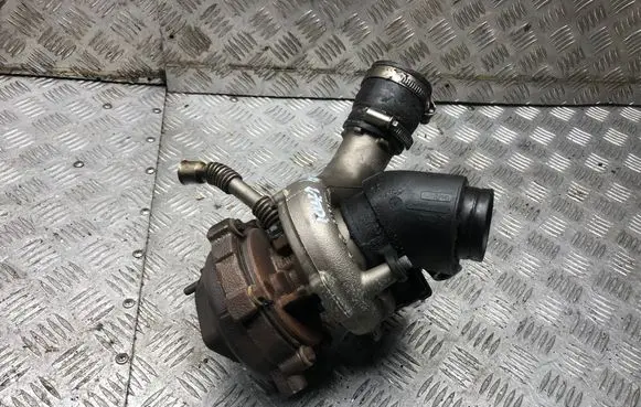 Audi A4 S4 B7 8E 8H Turbo 059145721E
