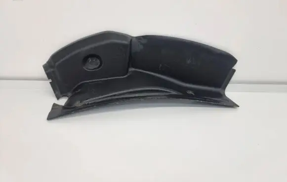 Mercedes-Benz GLE (W166 - C292) Rear/tail light trim molding A1666910000