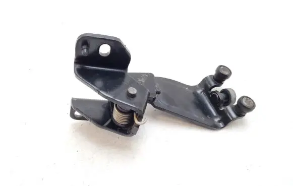 Opel Combo D Sliding door upper roller guide/hinge 51814082
