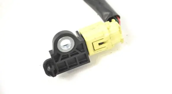 Nissan X-Trail T32 Airbag deployment crash/impact sensor 03222015 988303RA0A