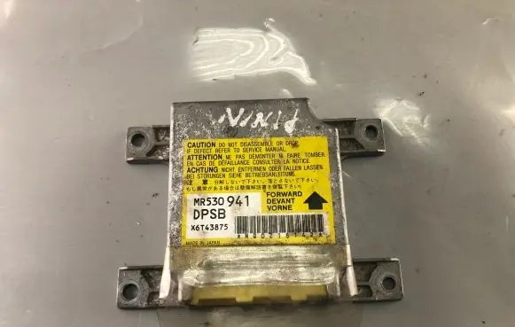 Mitsubishi Pajero Pinin Airbag control unit/module MR530941