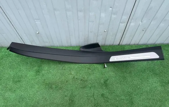 Audi A8 S8 D4 4H Rear sill trim cover 4H4864608P 152023624